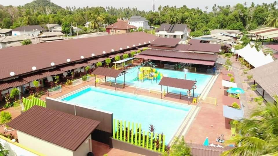 Asfa D Village - Resort - Homestay - Family Room Kemasik Exterior foto